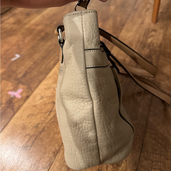 Giani Bernini Leather Cream Handbag - Picture 3 of 5